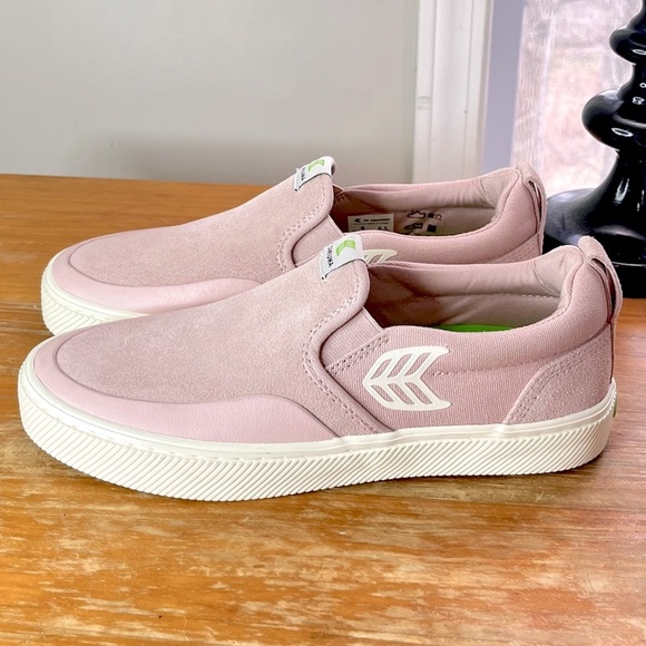 NWOB Cariuma Slip-On Pro Suede Sneaker - Picture 5 of 16